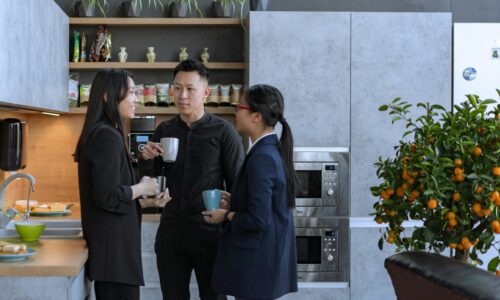 A therapist or social worker looking to develop their clinical voice with confidence through ongoing consultation